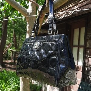 🧡❤ JUST IN AUTHENTIC coach black patent handbag